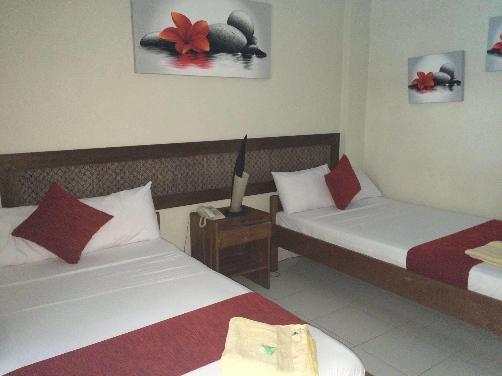 Secret Garden Inn Kuta Lombok Exterior foto